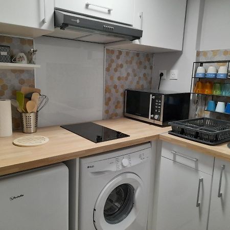 Les Melias T1 Apartamento Roujan Exterior foto